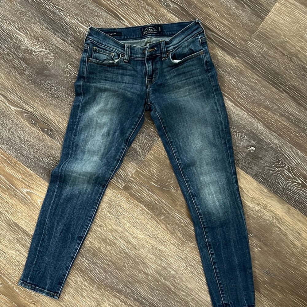 Lucky Brand Charlie Capri - size 00 (24) juniors